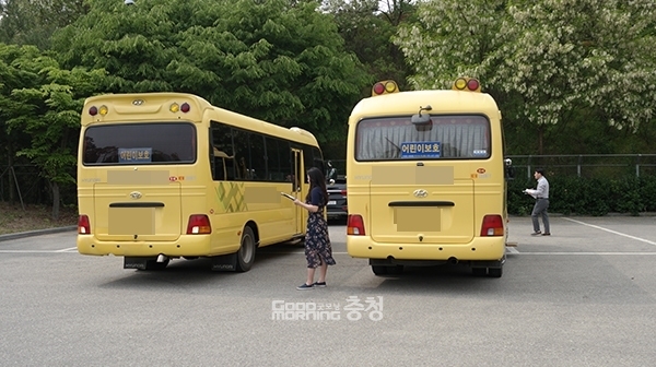 충남교육청이 지난 17일 아산 지역에 있는 통학버스 안전 점검을 햇다. 굿모닝충청=이종현 기자