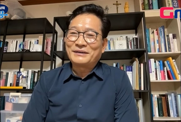송영길 더불어민주당 전 대표가 26일 굿모닝충청 유튜브 라이브 '양희삼의 희망공장'에 출연했다