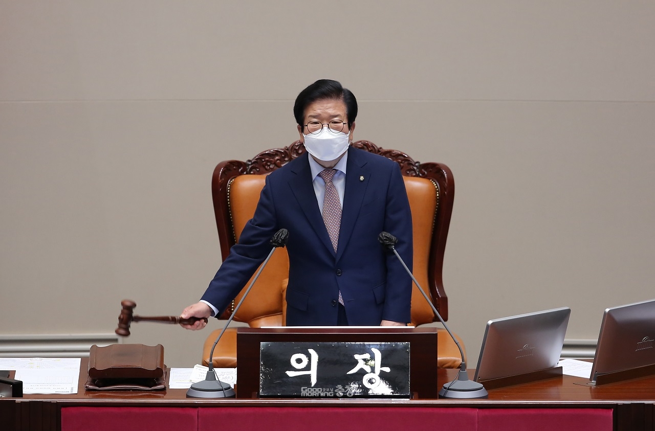28일 국회 본회의를 통과한 국회법 처리과정에는 박병석 국회의장의 지속적인 관심과 노력이 한몫했다.(굿모닝충청=세종 신상두 기자)